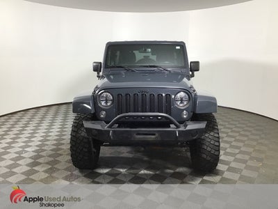 2016 Jeep Wrangler Unlimited Sahara Lifted