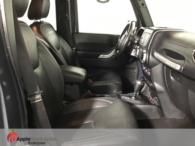 2016 Jeep Wrangler Unlimited Sahara Lifted