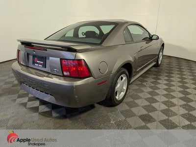 2002 Ford Mustang V6 Deluxe