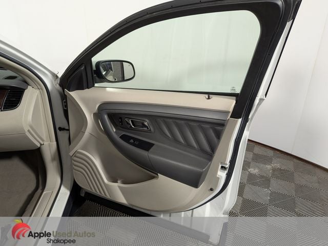 2010 Ford Taurus SEL