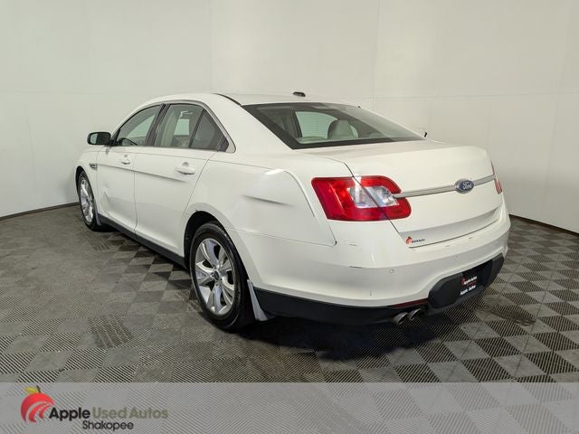 2010 Ford Taurus SEL