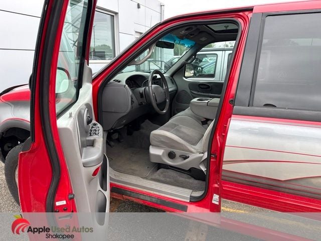 2002 Ford F-150 XLT