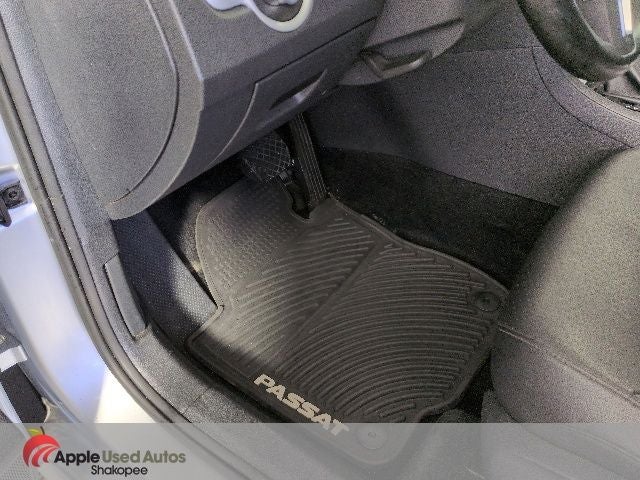2013 Volkswagen Passat 2.5 SE