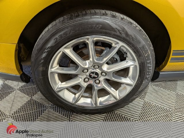 2010 Ford Mustang V6 Glass Pony
