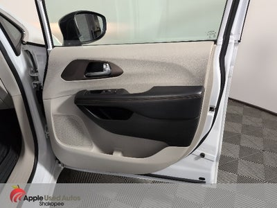 2017 Chrysler Pacifica Touring L Nav