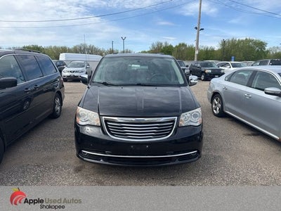 2012 Chrysler Town & Country Limited