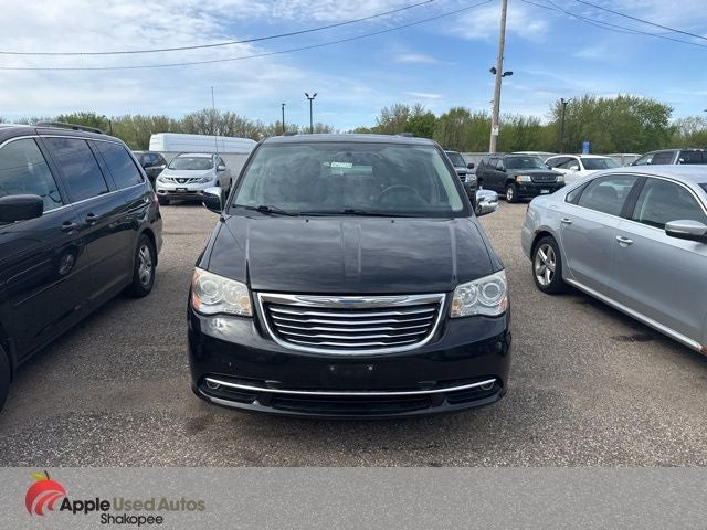 2012 Chrysler Town & Country Limited