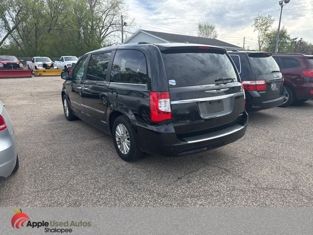 2012 Chrysler Town & Country Limited