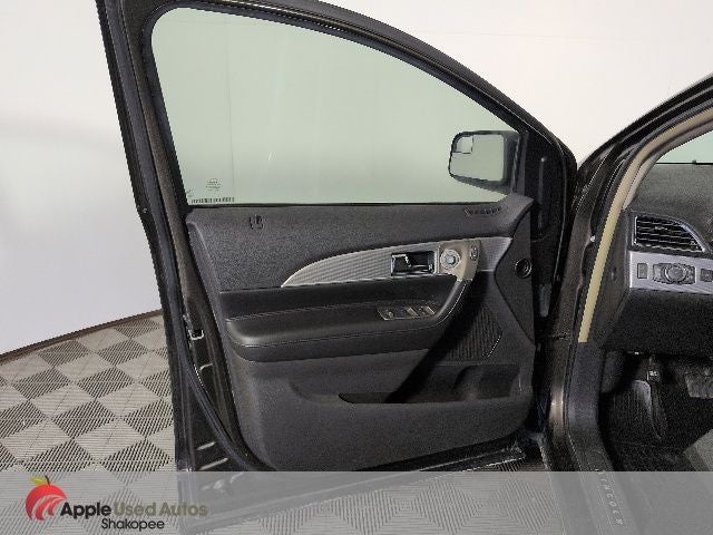 2011 Lincoln MKX Base