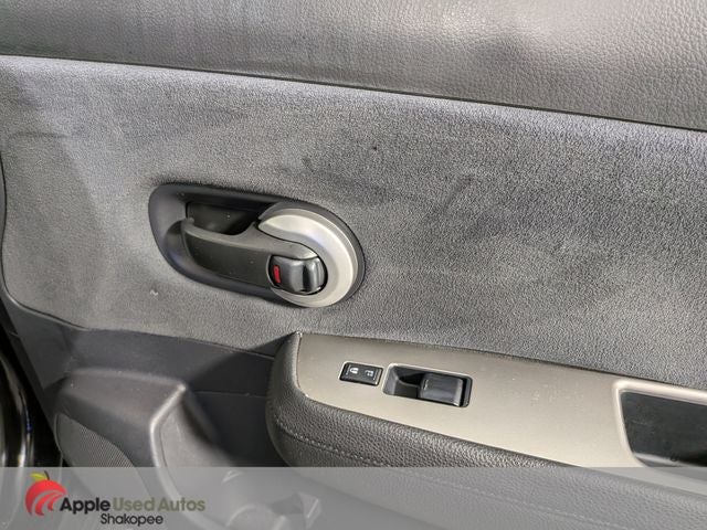 2009 Nissan Versa 1.8 S