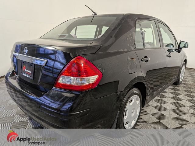 2009 Nissan Versa 1.8 S