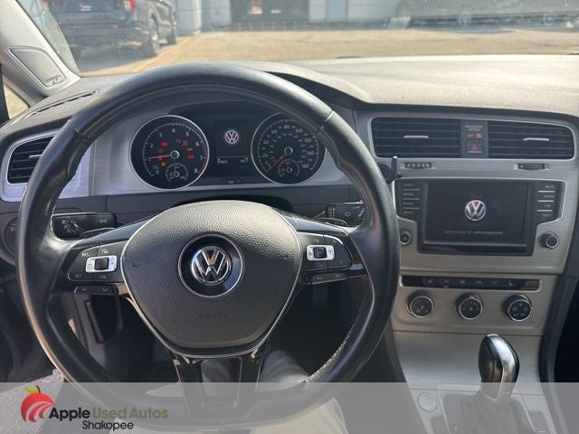 2017 Volkswagen Golf SportWagen SE