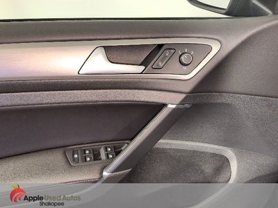 2017 Volkswagen Golf SportWagen SE