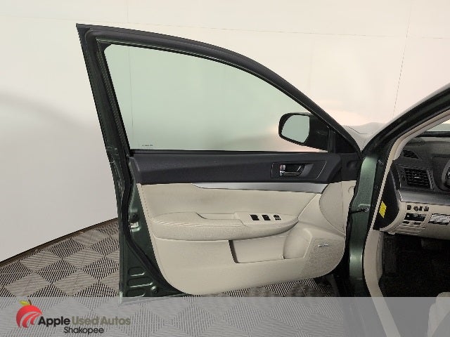 2010 Subaru Outback 2.5i Premium