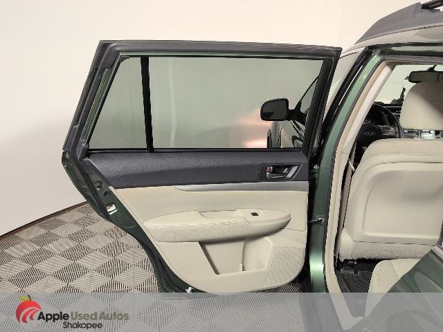 2010 Subaru Outback 2.5i Premium