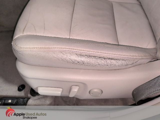 2016 Toyota Camry XLE