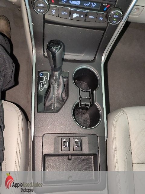 2016 Toyota Camry XLE