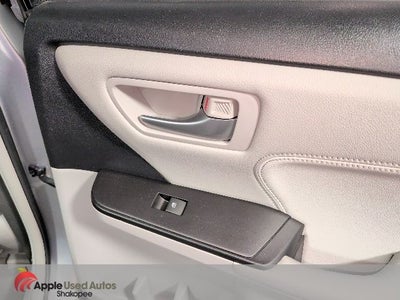 2016 Toyota Camry XLE