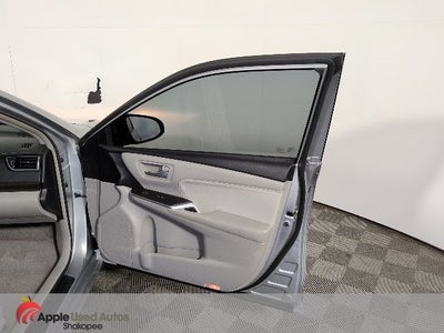 2016 Toyota Camry XLE