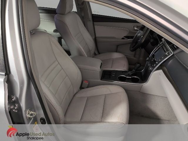 2016 Toyota Camry XLE