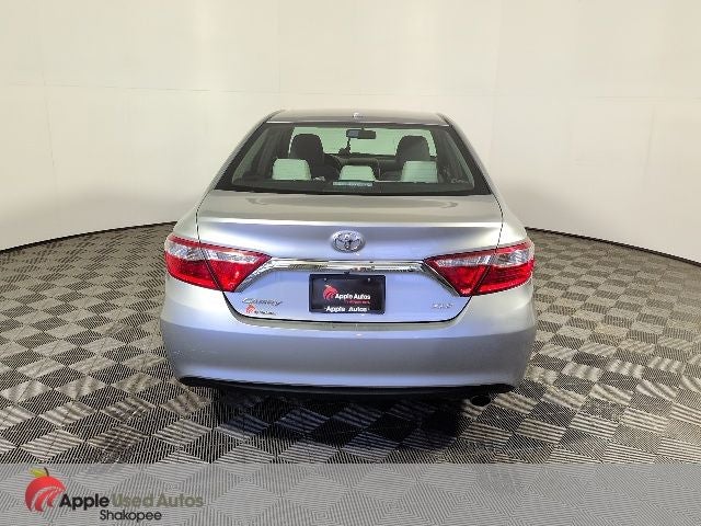 2016 Toyota Camry XLE