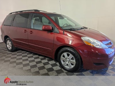 2009 Toyota Sienna XLE