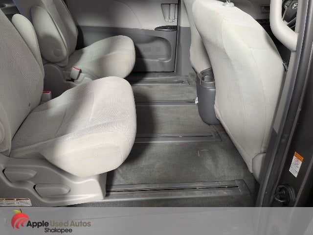 2016 Toyota Sienna L 7 Passenger