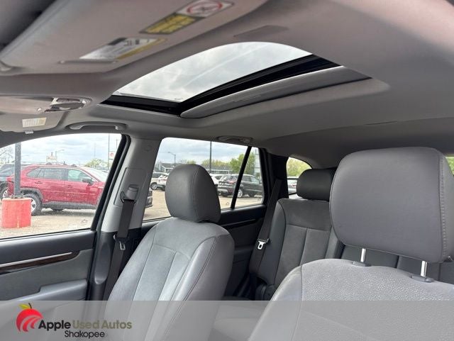 2011 Hyundai Santa Fe SE