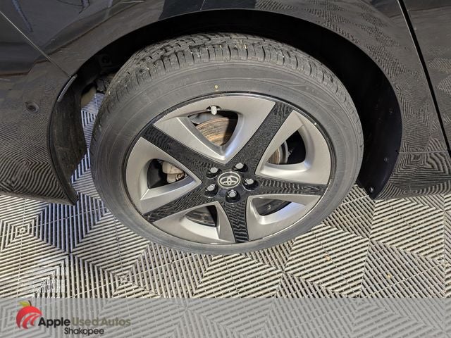 2020 Toyota Prius XLE